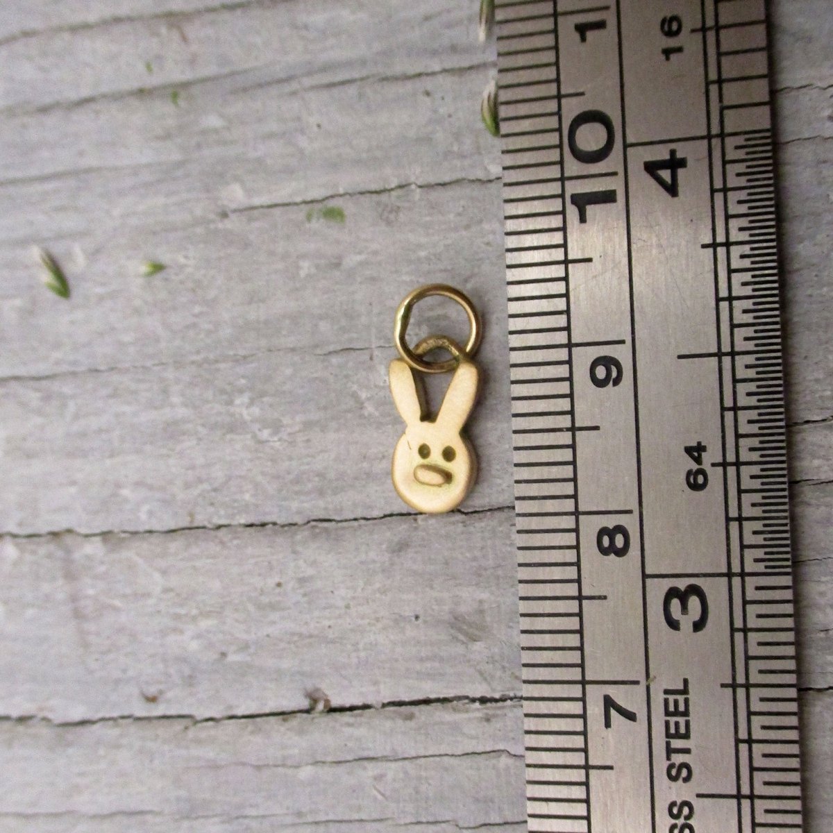 Bunny Face Charm, Year of the Rabbit Charm in 14K Yellow Gold - Luxe Design Jewellery