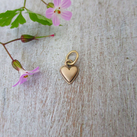 14 Karat Gold Mini Double Heart Charm - Luxe Design Jewellery