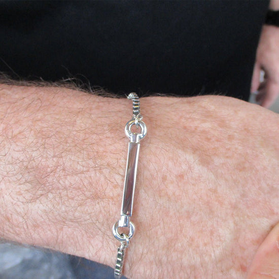 Minicremation crematiesieraden, urnenarmband voor as, voor vrouwen en mannen, herinnering, gevlochten manchetarmband, lederen armband, 24cm/9.44in, Roestvrij staal, Geen edelsteen Minicremation crematiesieraden, urnenarmband voor as, voor vrouwen en mannen, herinnering, gevlochten manchetarmband, lederen armband, 24cm/9.44in, Roestvrij staal, Geen edelsteen