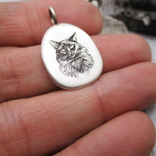 Pet Portrait Arch Pendant in Sterling Silver