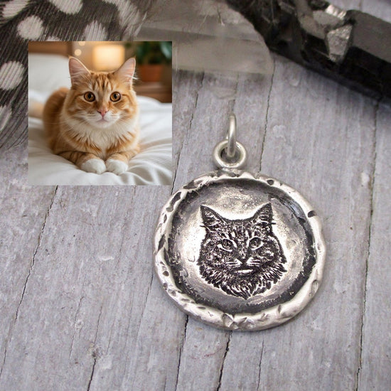 Pet Portrait Framed Circle Pendant in Sterling Silver