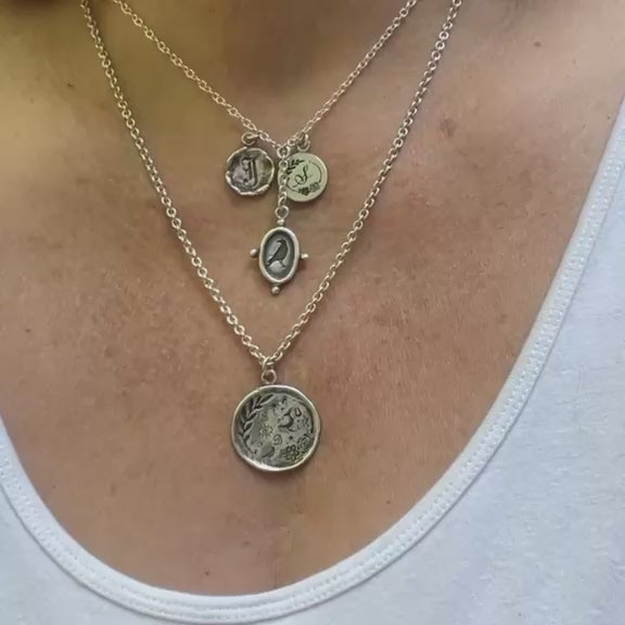 Charger et lire la vidéo dans la visionneuse de la Galerie, Mini breloque ange gardien
