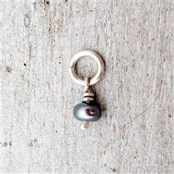 Sterling Silver Small Black Pearl Pendant - Luxe Design Jewellery