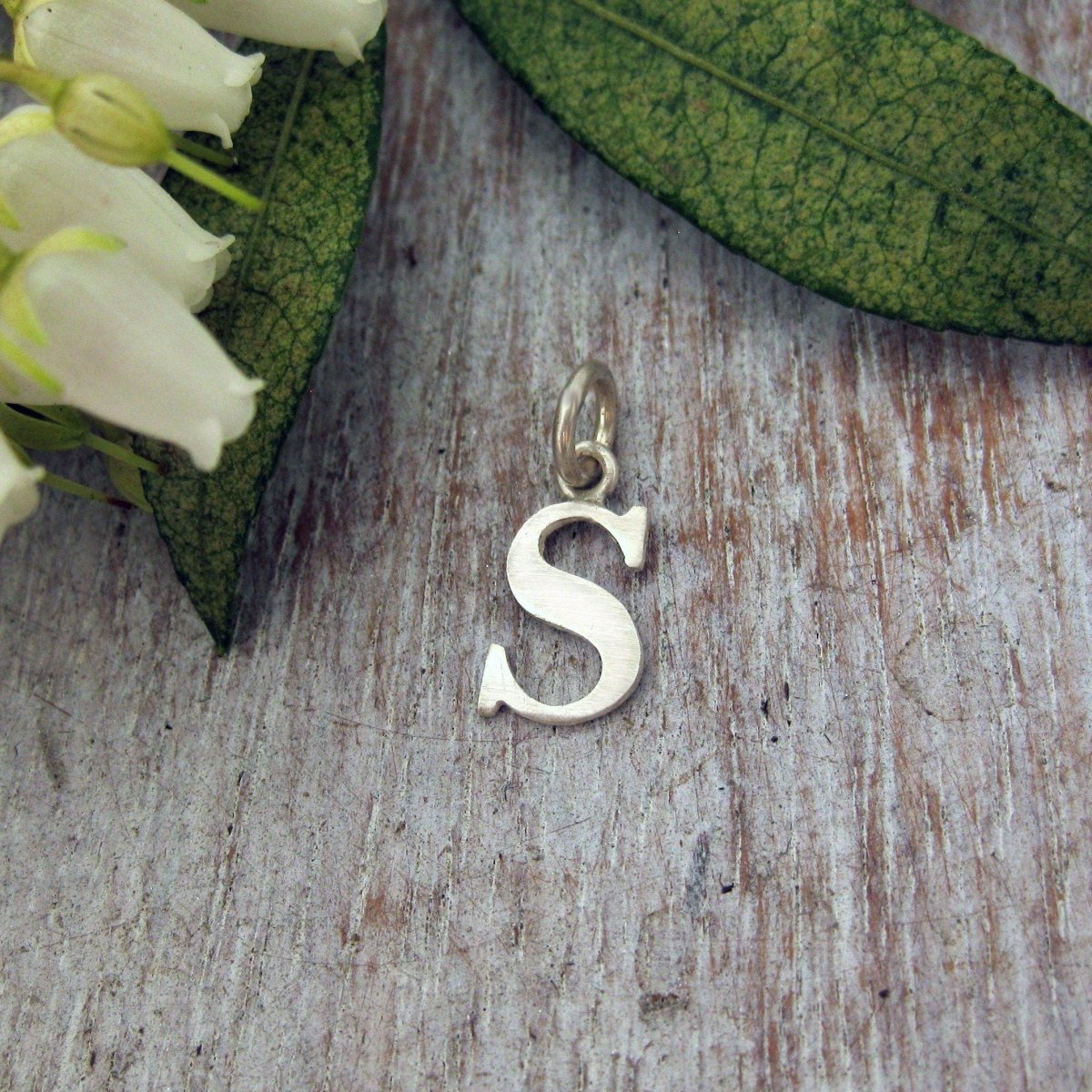 14K Gold Solid Gold Capital Letter Initial Pendant, Choose A - Z - Luxe Design Jewellery