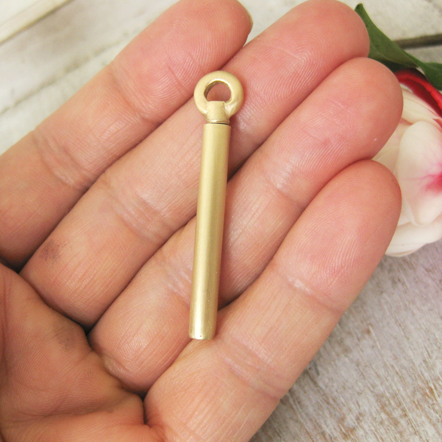 Solid 14K Gold Cylinder Urn Pendant for Cremation Ashes - Luxe Design Jewellery