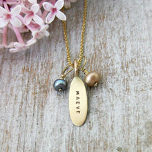 Load image into Gallery viewer, 14 Karat Gold Oval Necklace, Oval Name Pendant, Gold Oval Charm, Child&#39;s Name Necklace, Mother&#39;s Jewelry
