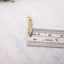 Load image into Gallery viewer, 14 Karat Gold Sweet Pea Charm, Gold Peas in a Pod Charm, My Sweet Pea Pendant in Solid 14K Gold, Gold Peapod Jewelry
